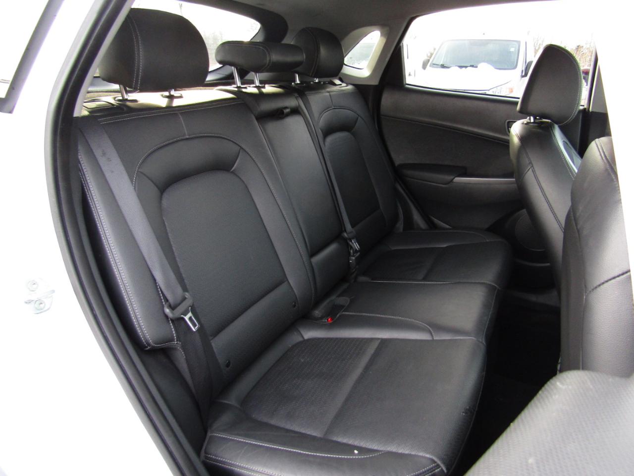 Hyundai Kona Limited AWD 2021