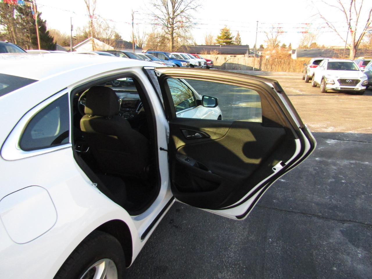 Chevrolet Malibu  2023