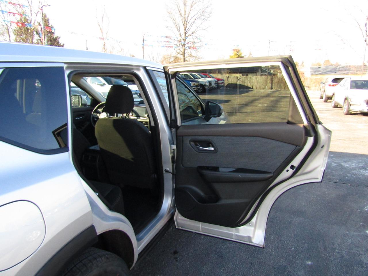 Nissan Rogue SV AWD 2023