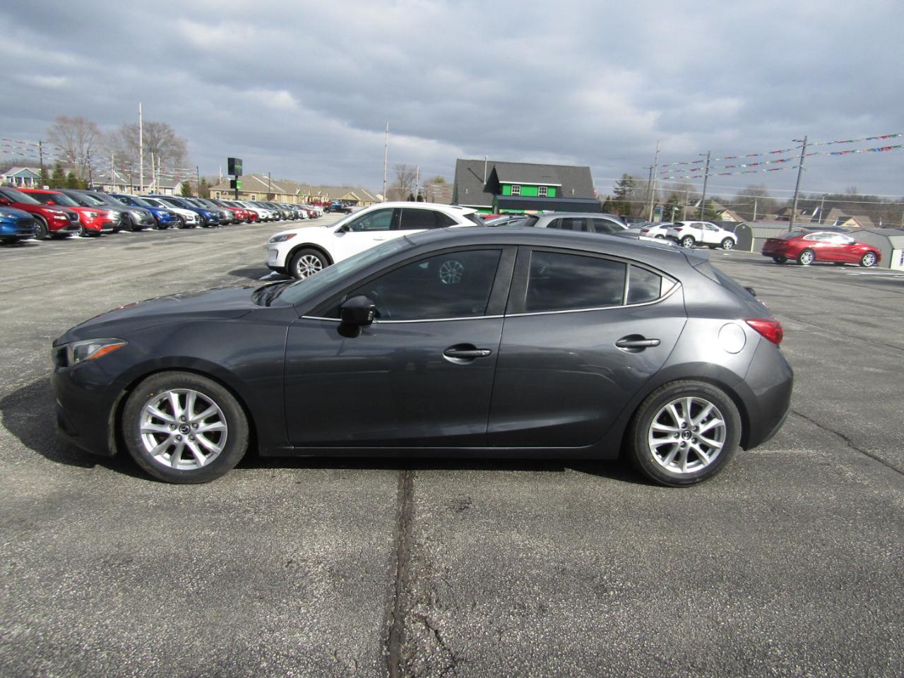 Mazda MAZDA3  2016