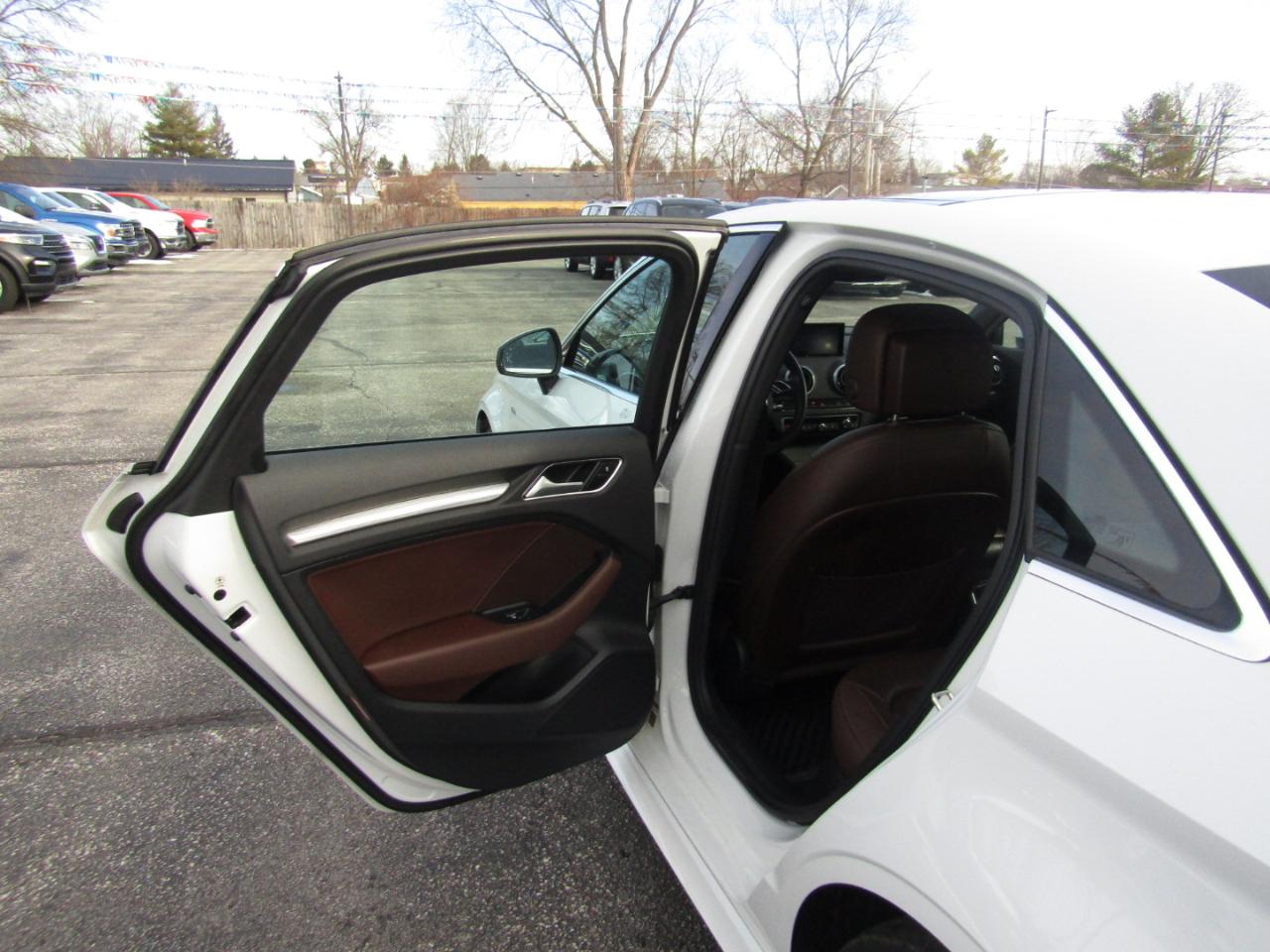 Audi A3 2.0T Premium Plus Sedan quattro S tronic 2016