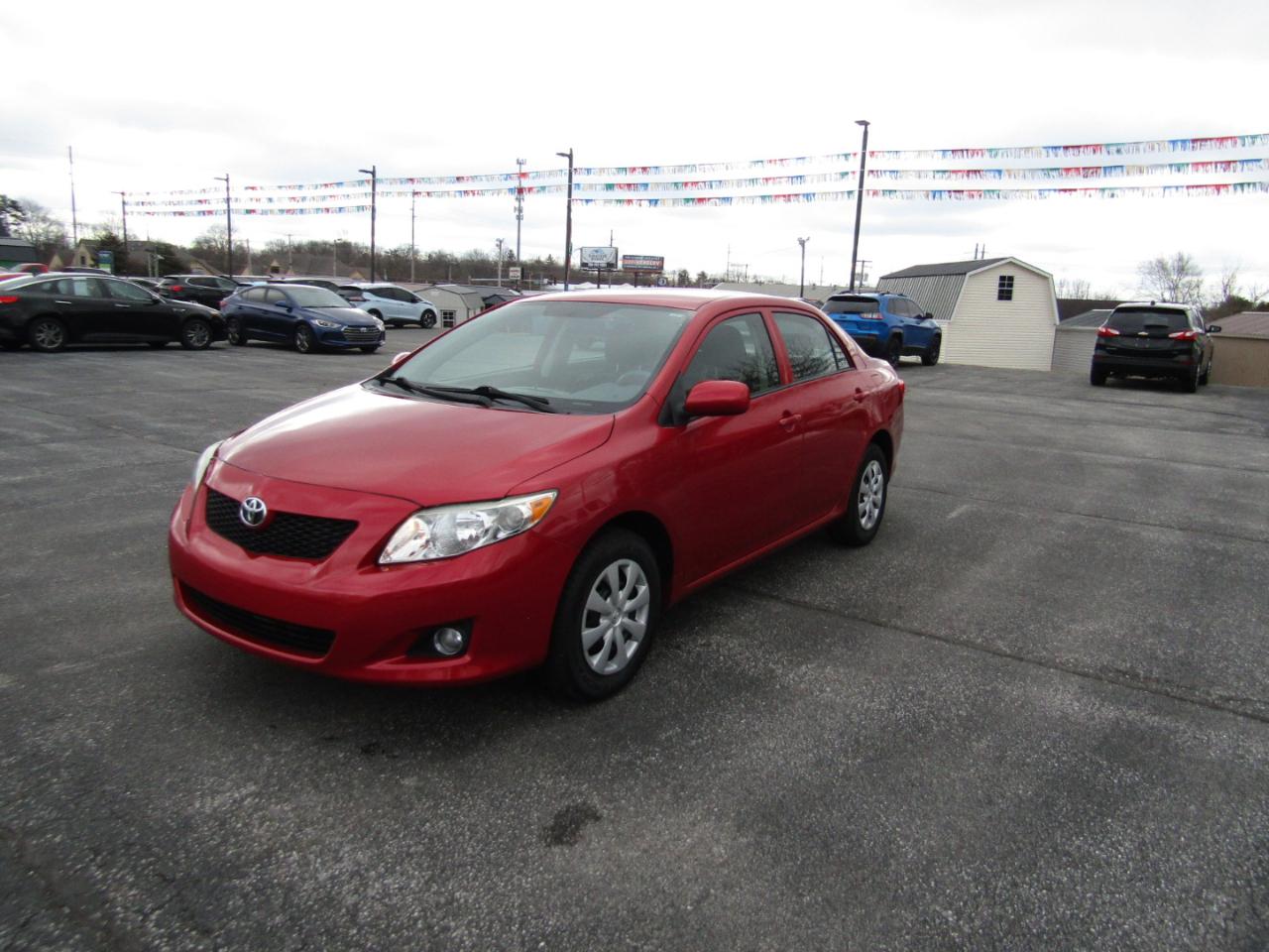 Toyota Corolla Base 5-Speed MT 2010