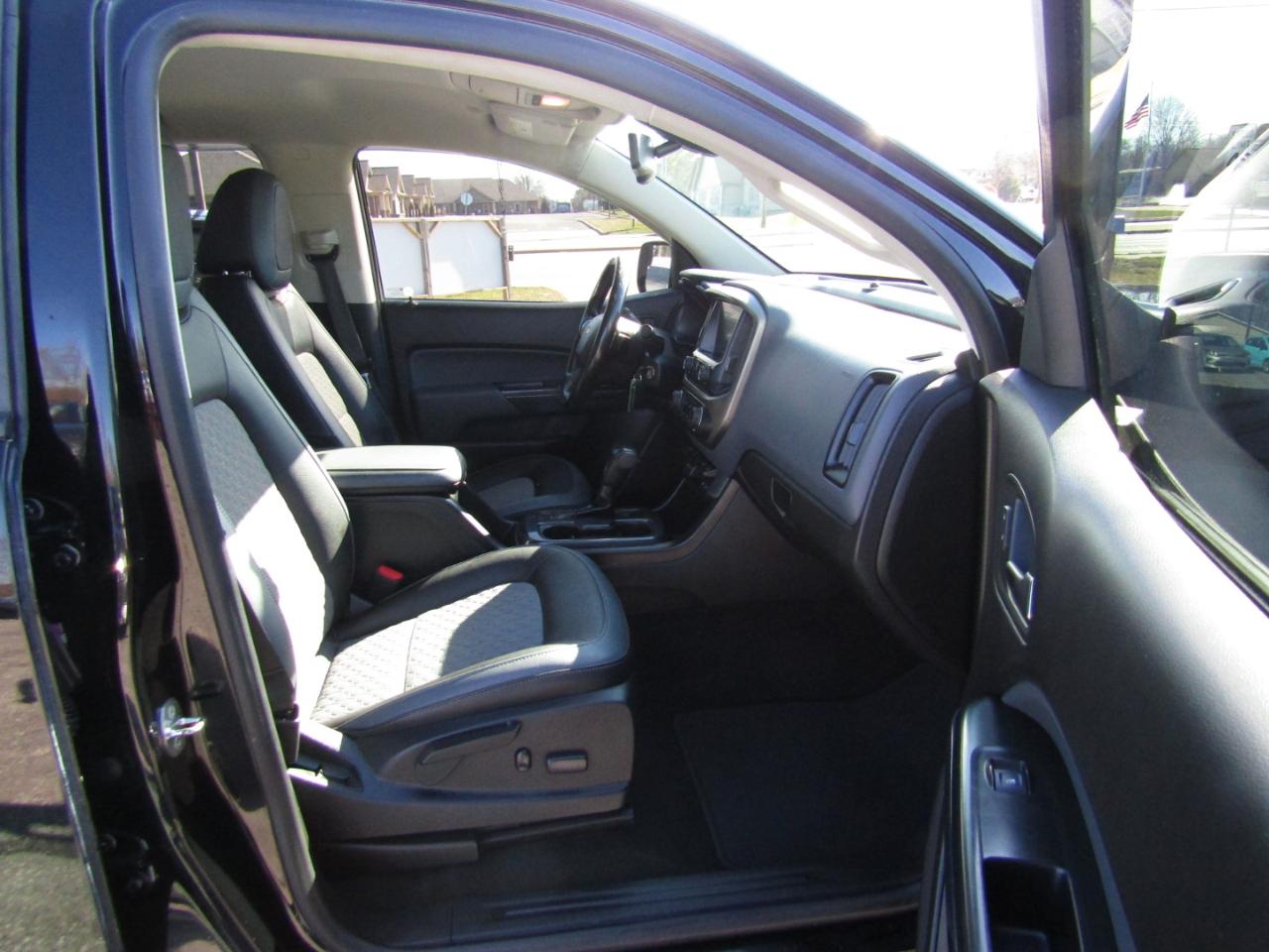 Chevrolet Colorado Z71 Crew Cab 4WD 2017