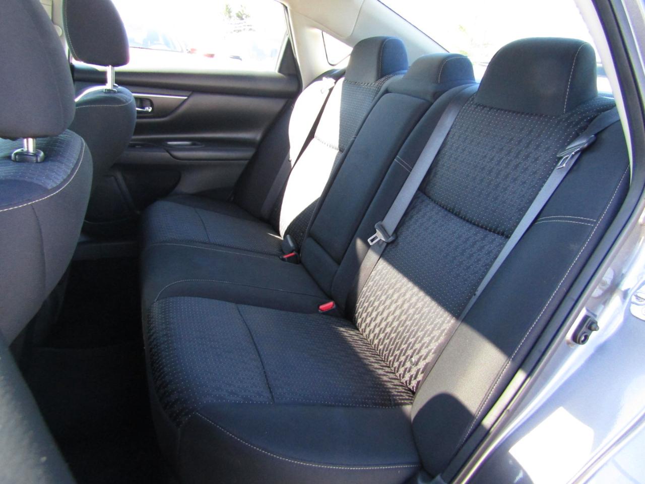 Nissan Altima 2.5 SV 2017