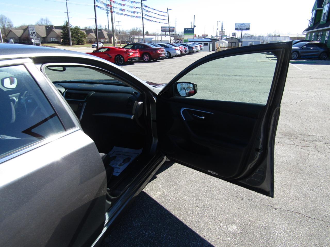 Nissan Altima 2.5 SV 2017