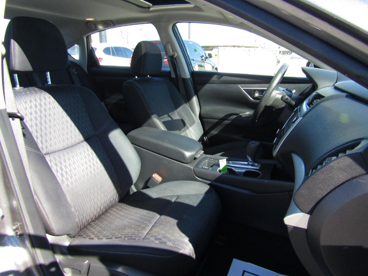 Nissan Altima 2.5 SV 2017