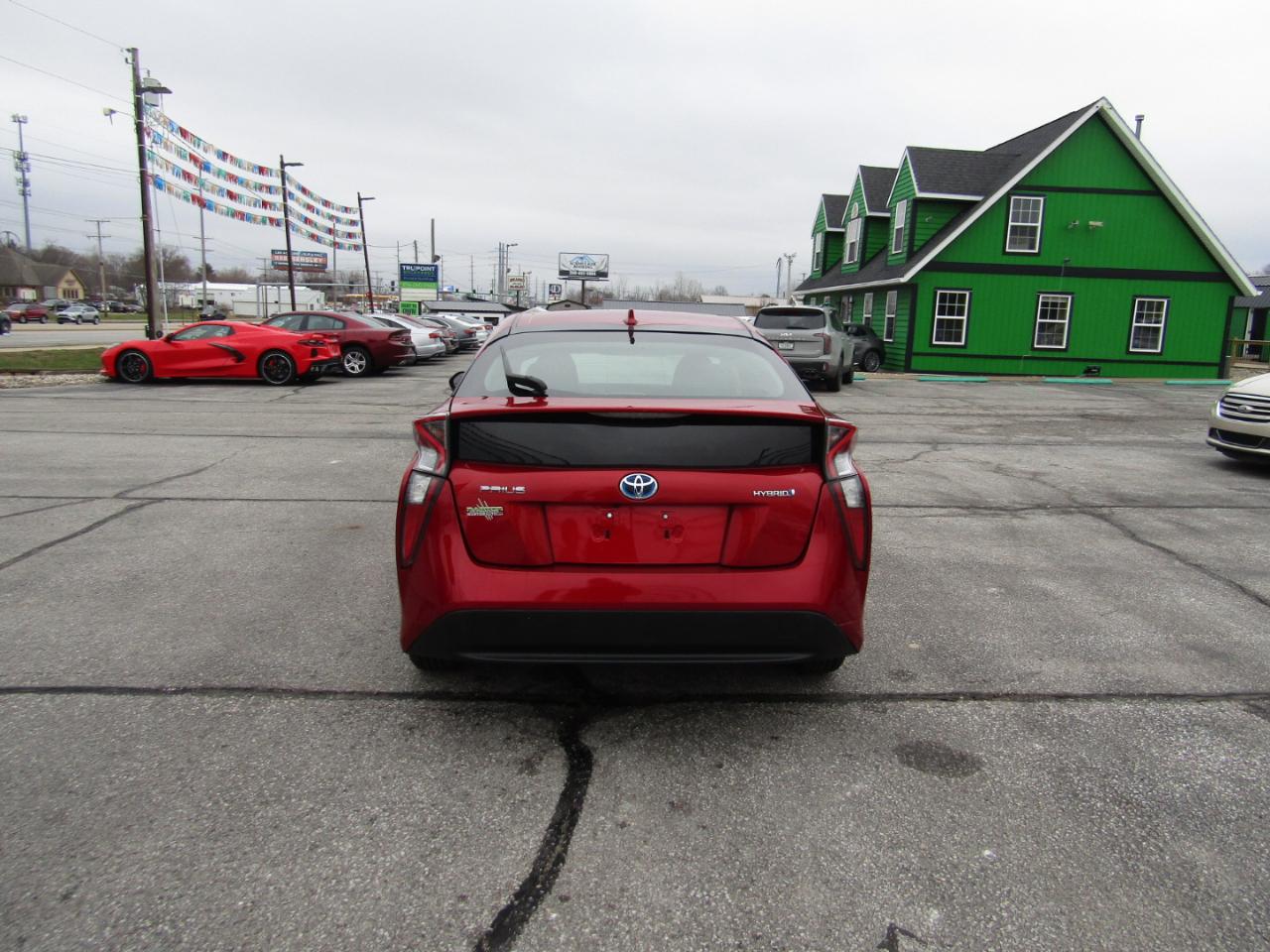 Toyota Prius Four 2017