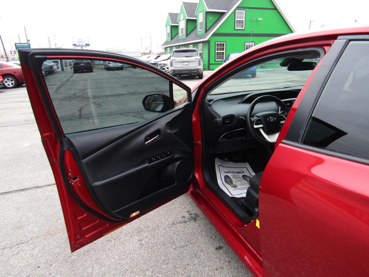 Toyota Prius Four 2017