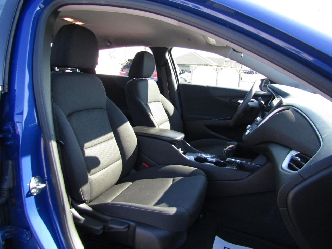 Chevrolet Malibu  2023