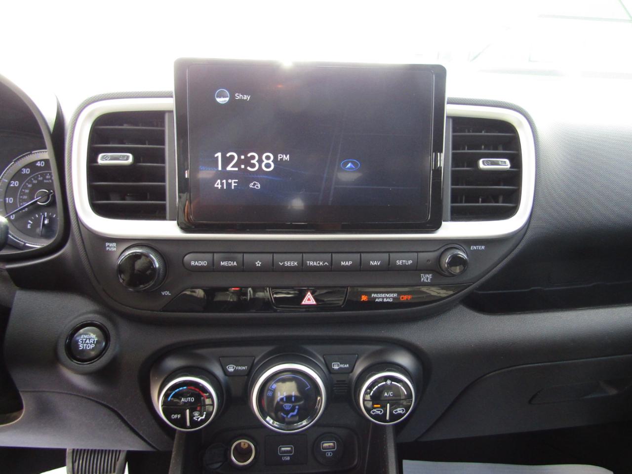 Hyundai Venue SEL 2021