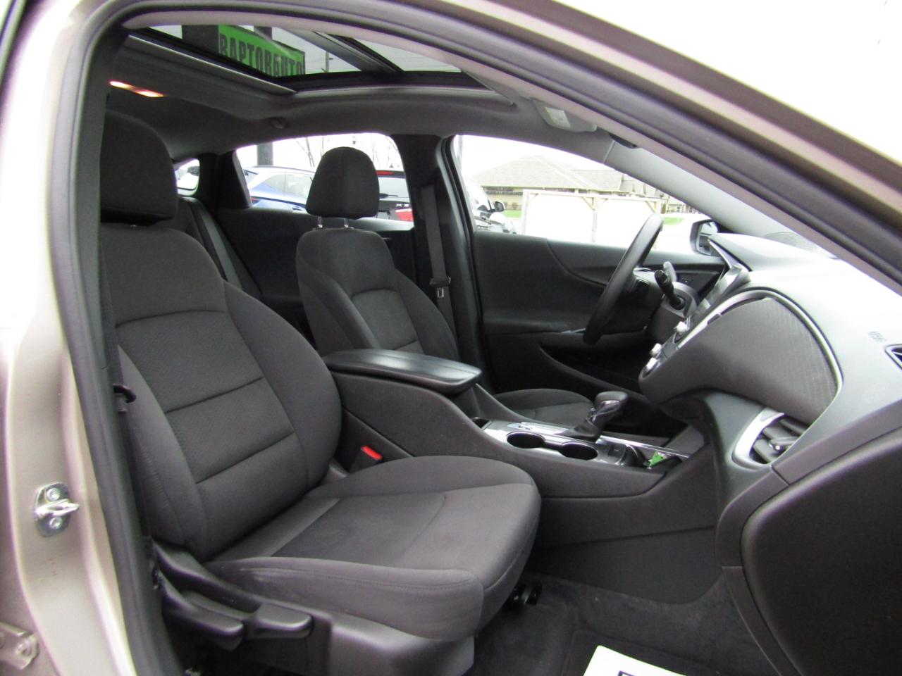 Chevrolet Malibu  2022