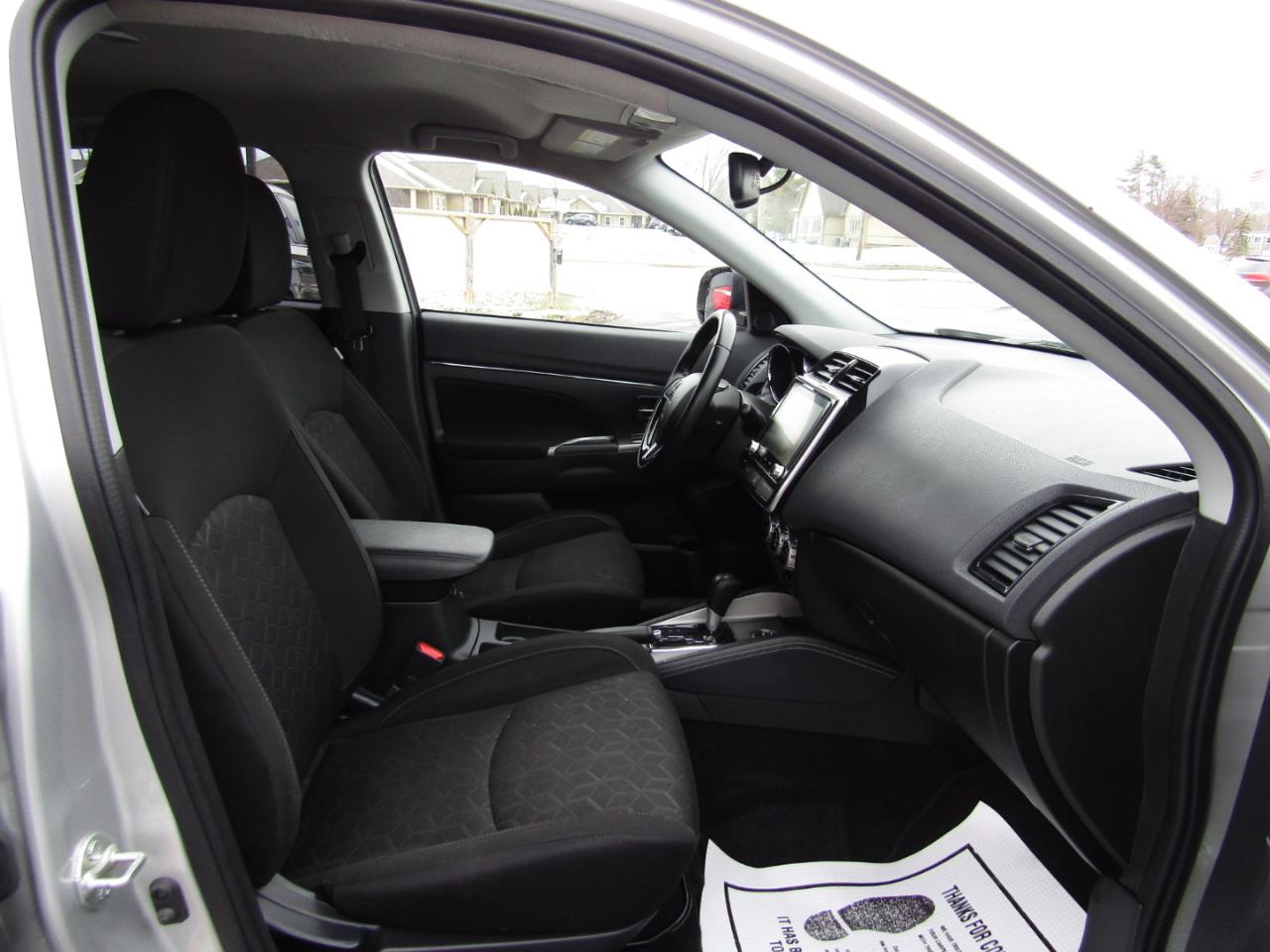 Mitsubishi Outlander Sport 2.0 ES AWD 2021