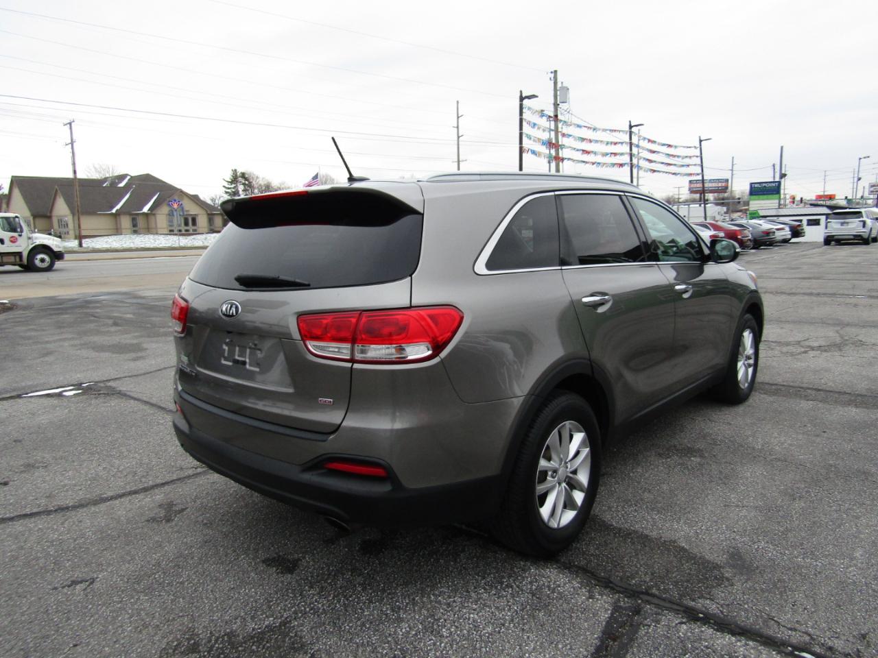 Kia Sorento LX 2WD 2016