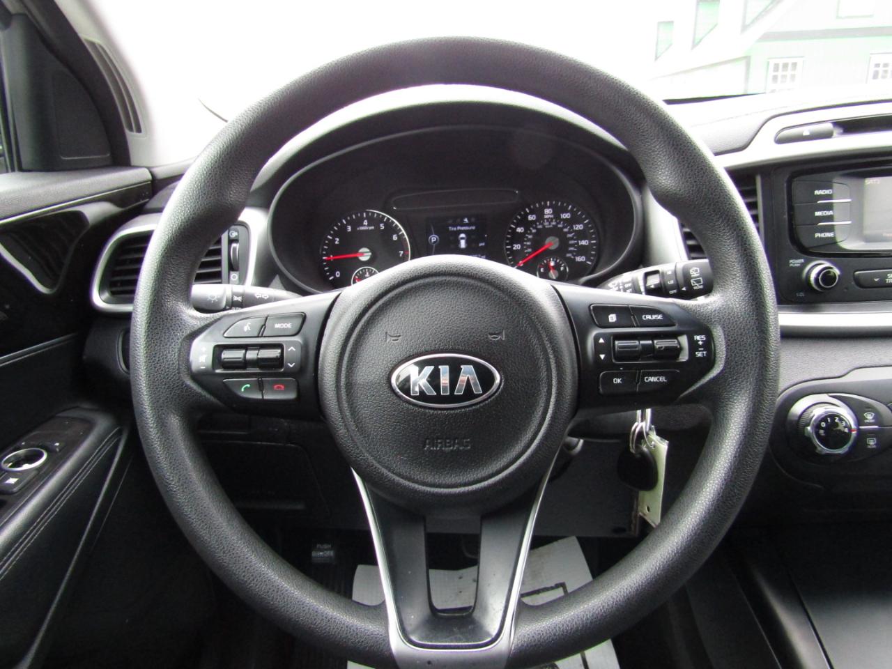 Kia Sorento LX 2WD 2016