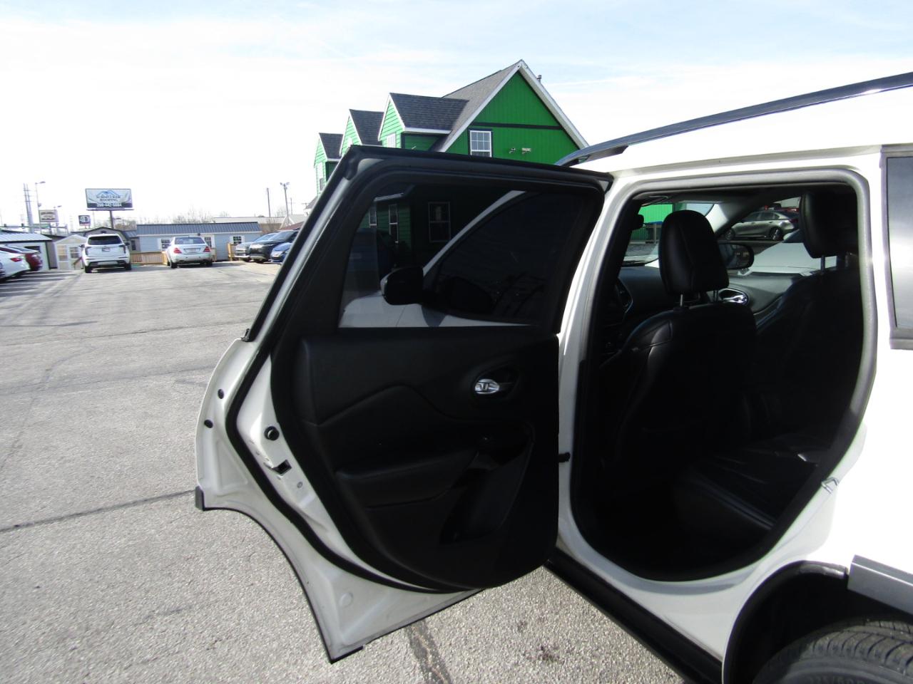 Jeep Cherokee Latitude Plus 4WD 2019