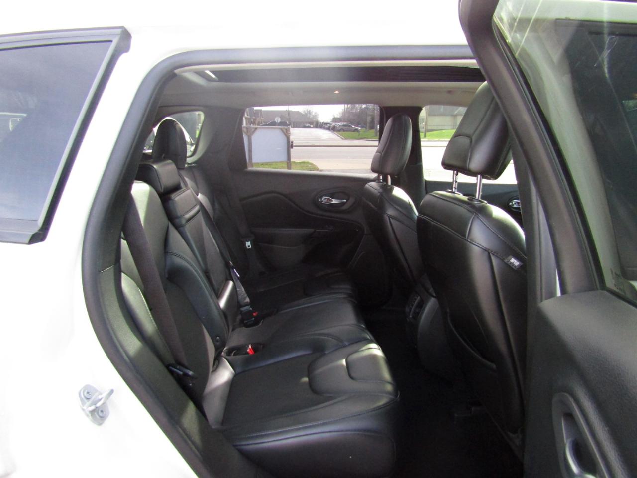 Jeep Cherokee Latitude Plus 4WD 2019