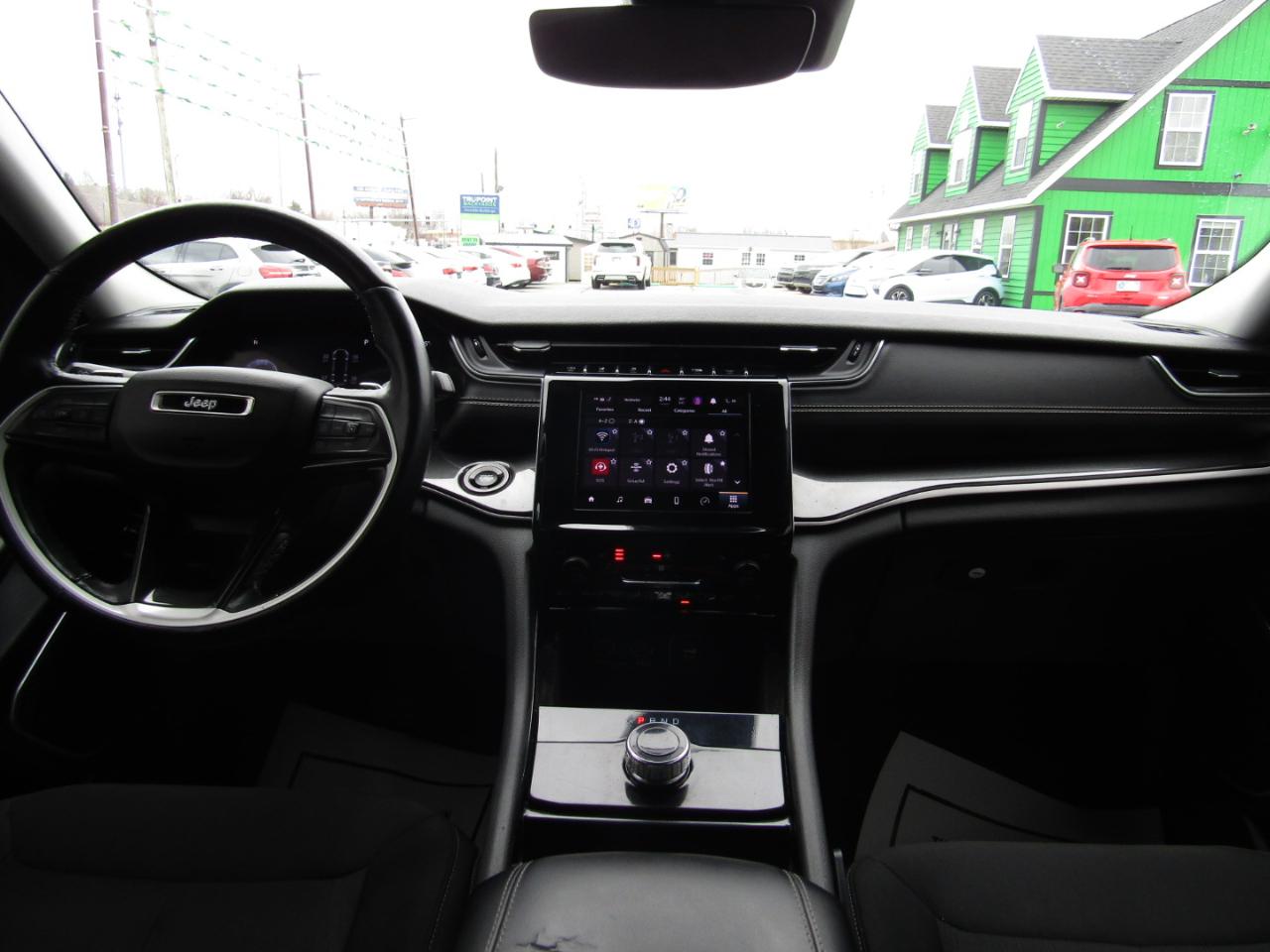 Jeep Grand Cherokee L Laredo 4WD 2022