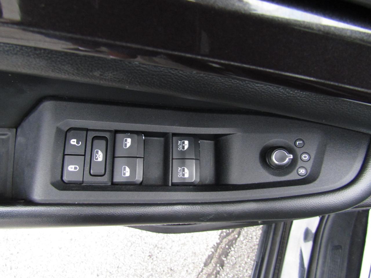 Jeep Grand Cherokee L Laredo 4WD 2022