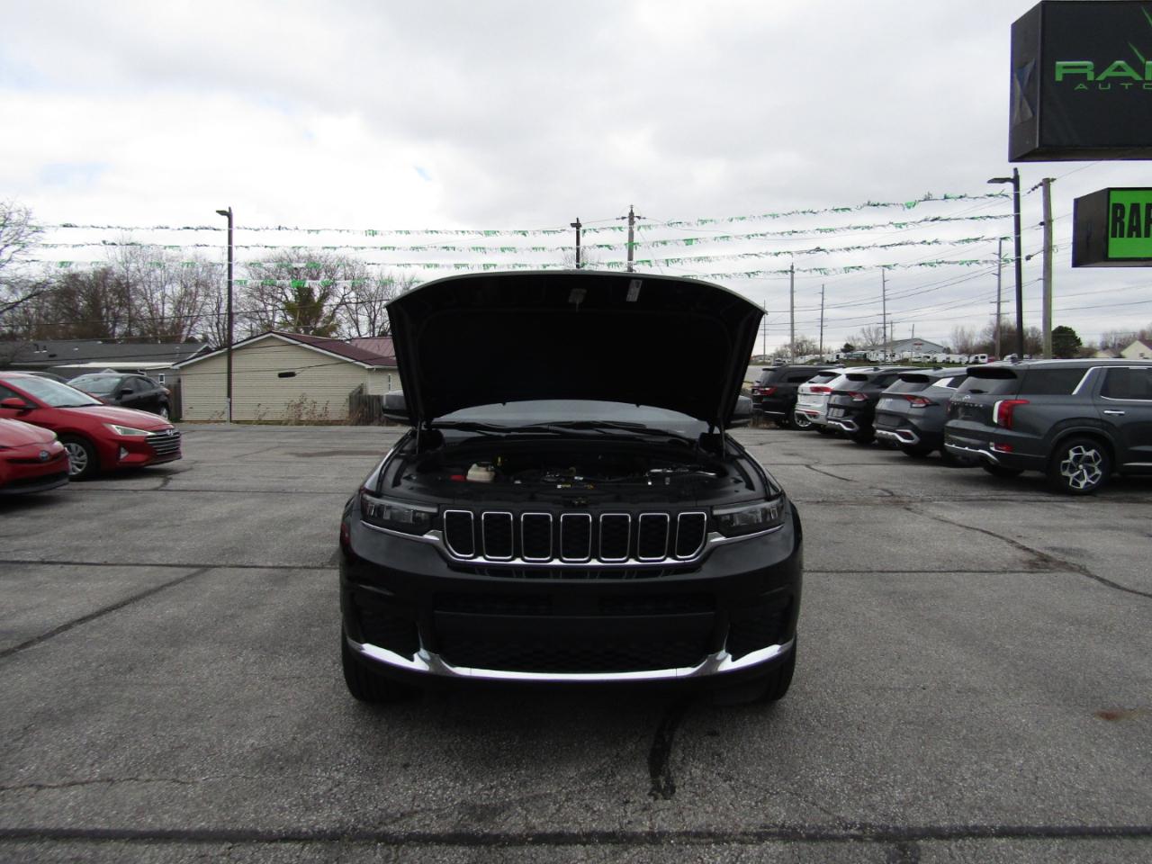 Jeep Grand Cherokee L Laredo 4WD 2022