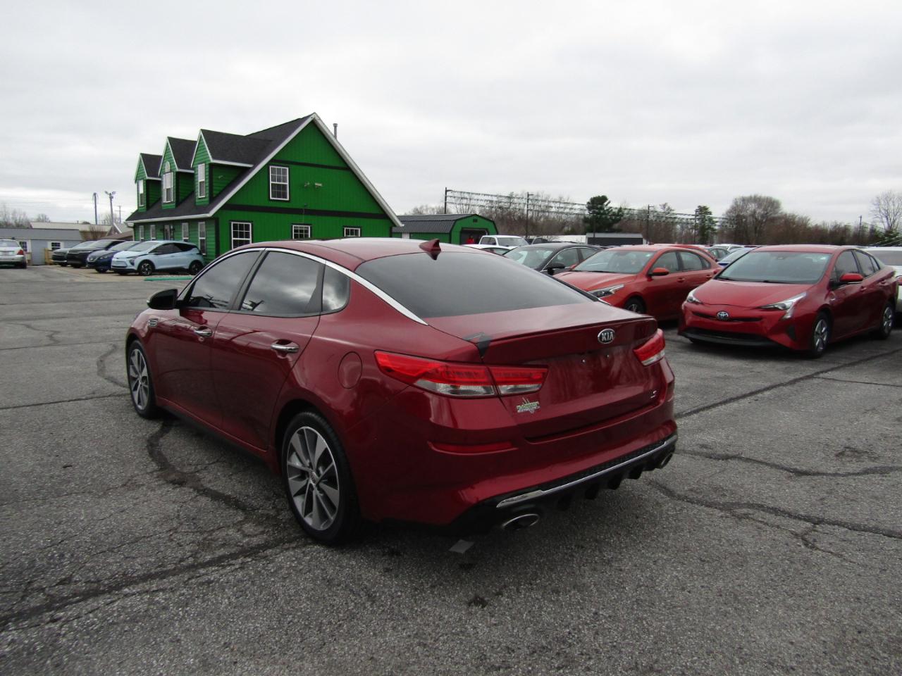 View vehicle photo 5