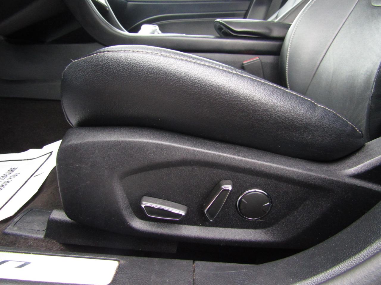 Ford Fusion Energi Titanium 2020