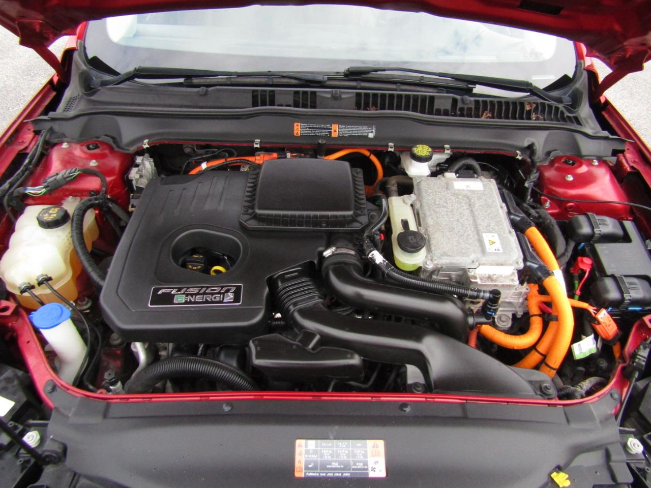 Ford Fusion Energi Titanium 2020