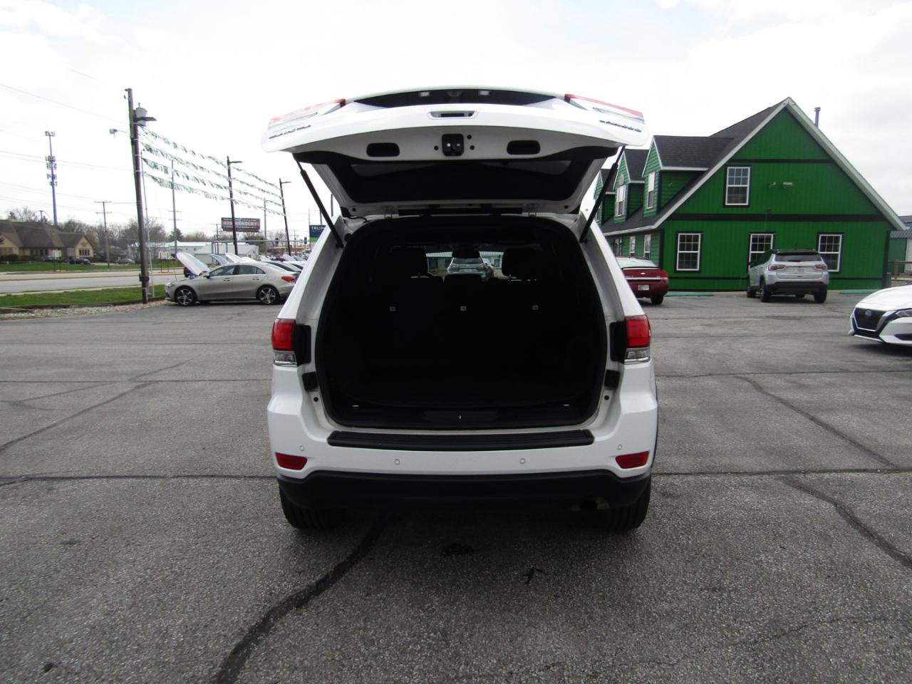 Jeep Grand Cherokee Laredo E 4WD 2021