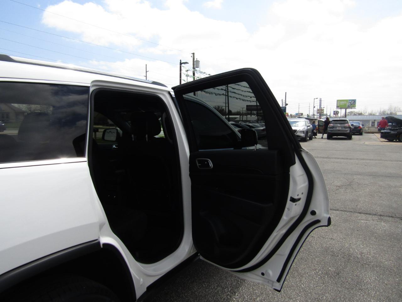 Jeep Grand Cherokee Laredo E 4WD 2021