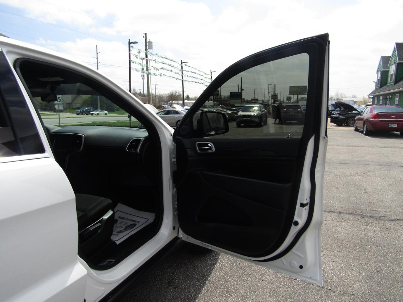 Jeep Grand Cherokee Laredo E 4WD 2021