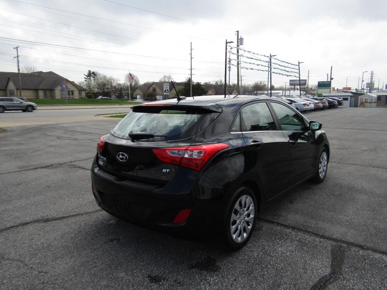 Hyundai Elantra GT  2016