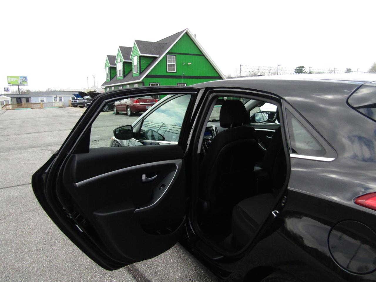 Hyundai Elantra GT  2016