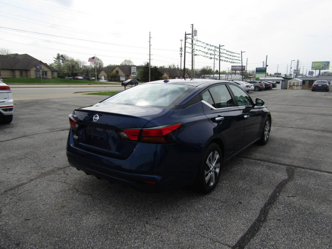 Nissan Altima 2.5 S 2020