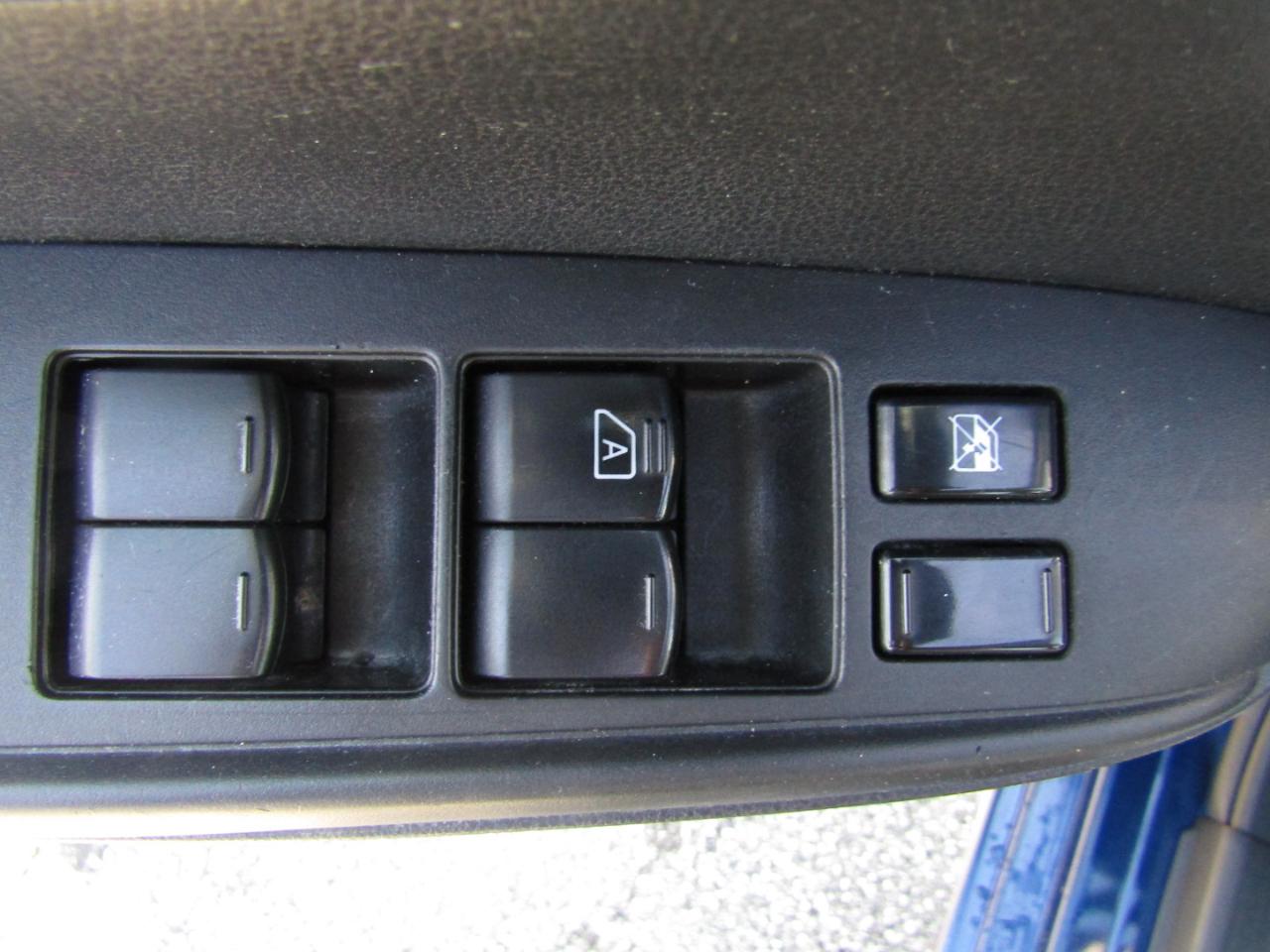 Nissan Versa 1.6 S 5M 2019