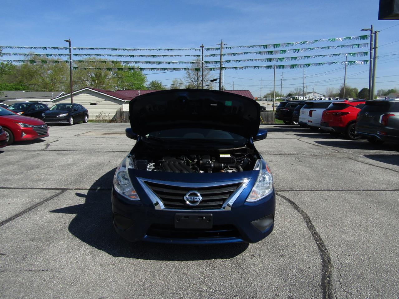 Nissan Versa 1.6 S 5M 2019