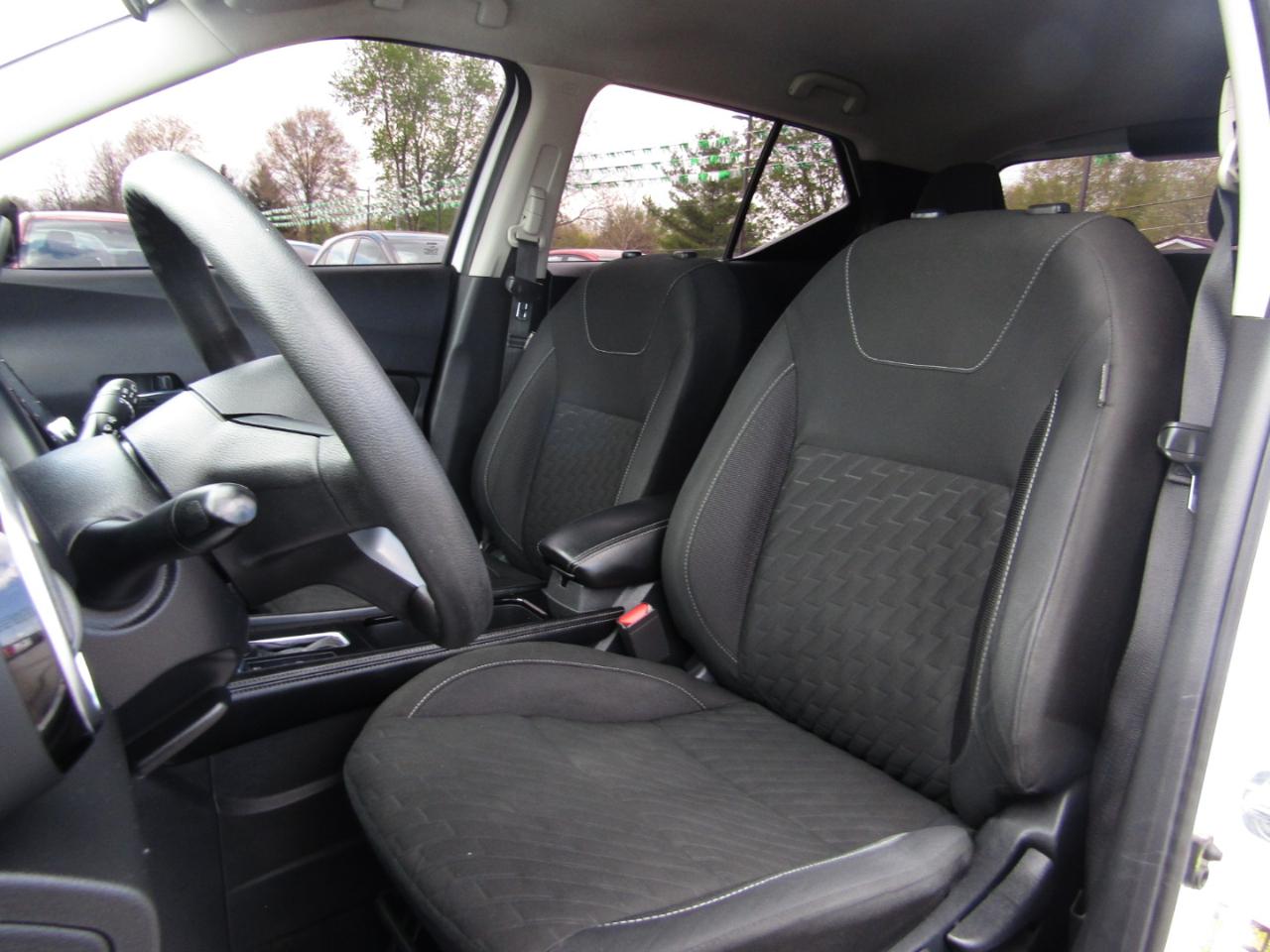 Nissan Kicks SV 2021