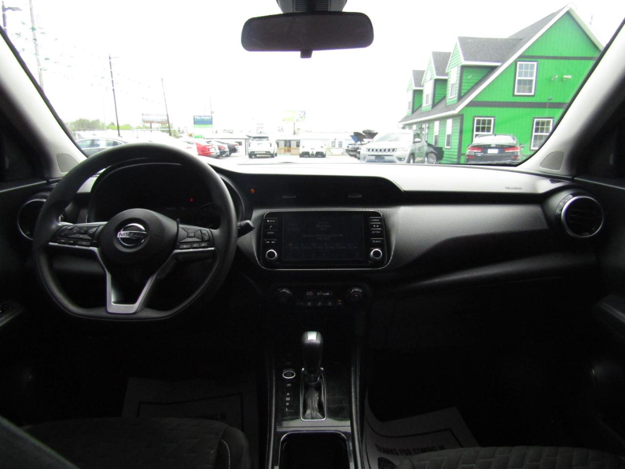 Nissan Kicks SV 2021