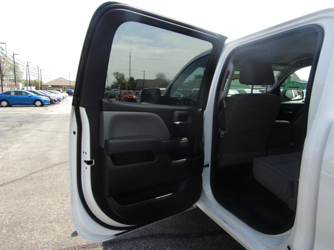 Chevrolet Silverado 1500 W/T Crew Cab 2018