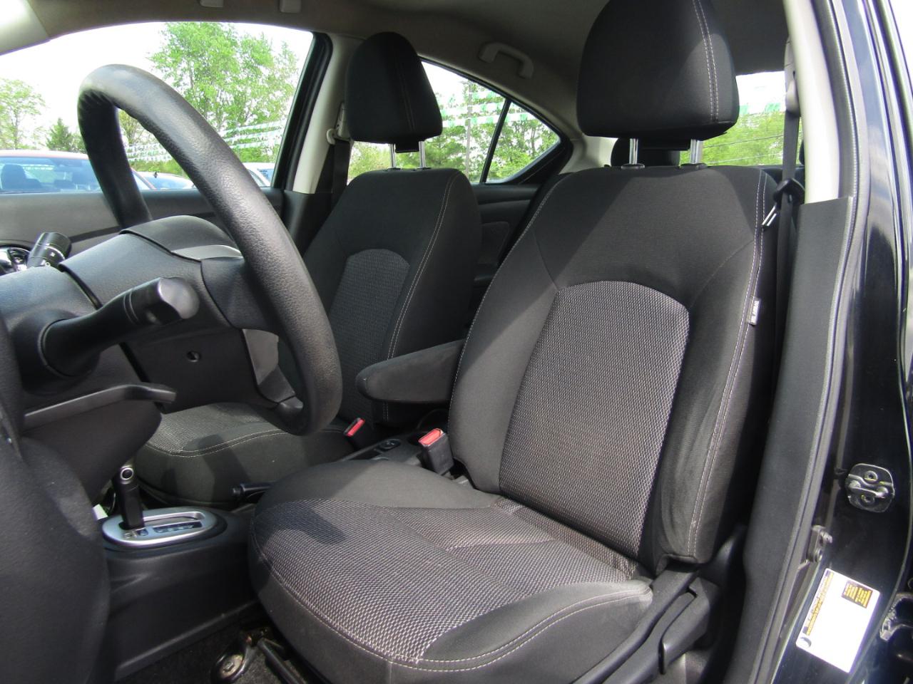 Nissan Versa S 2019
