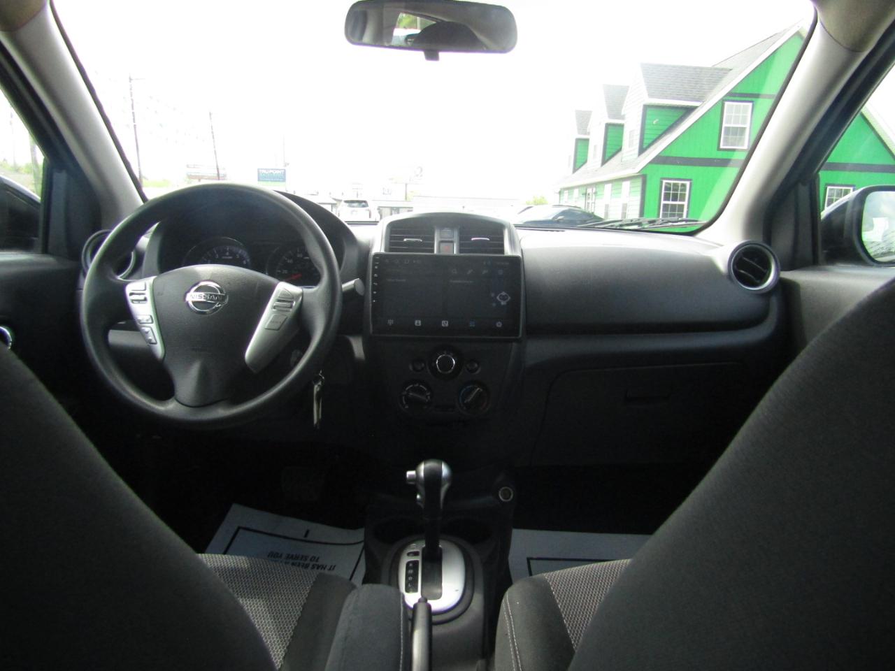 Nissan Versa S 2019
