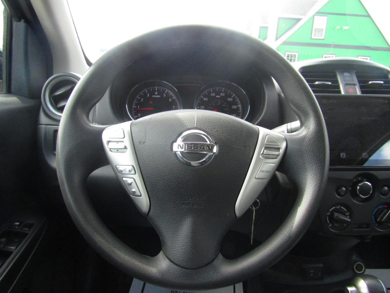 Nissan Versa S 2019