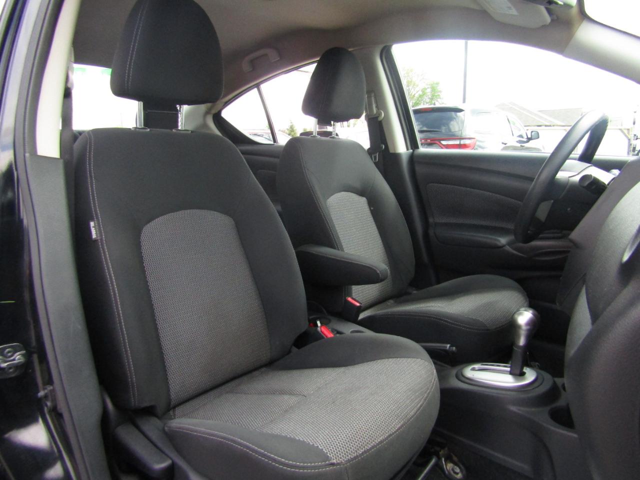 Nissan Versa S 2019