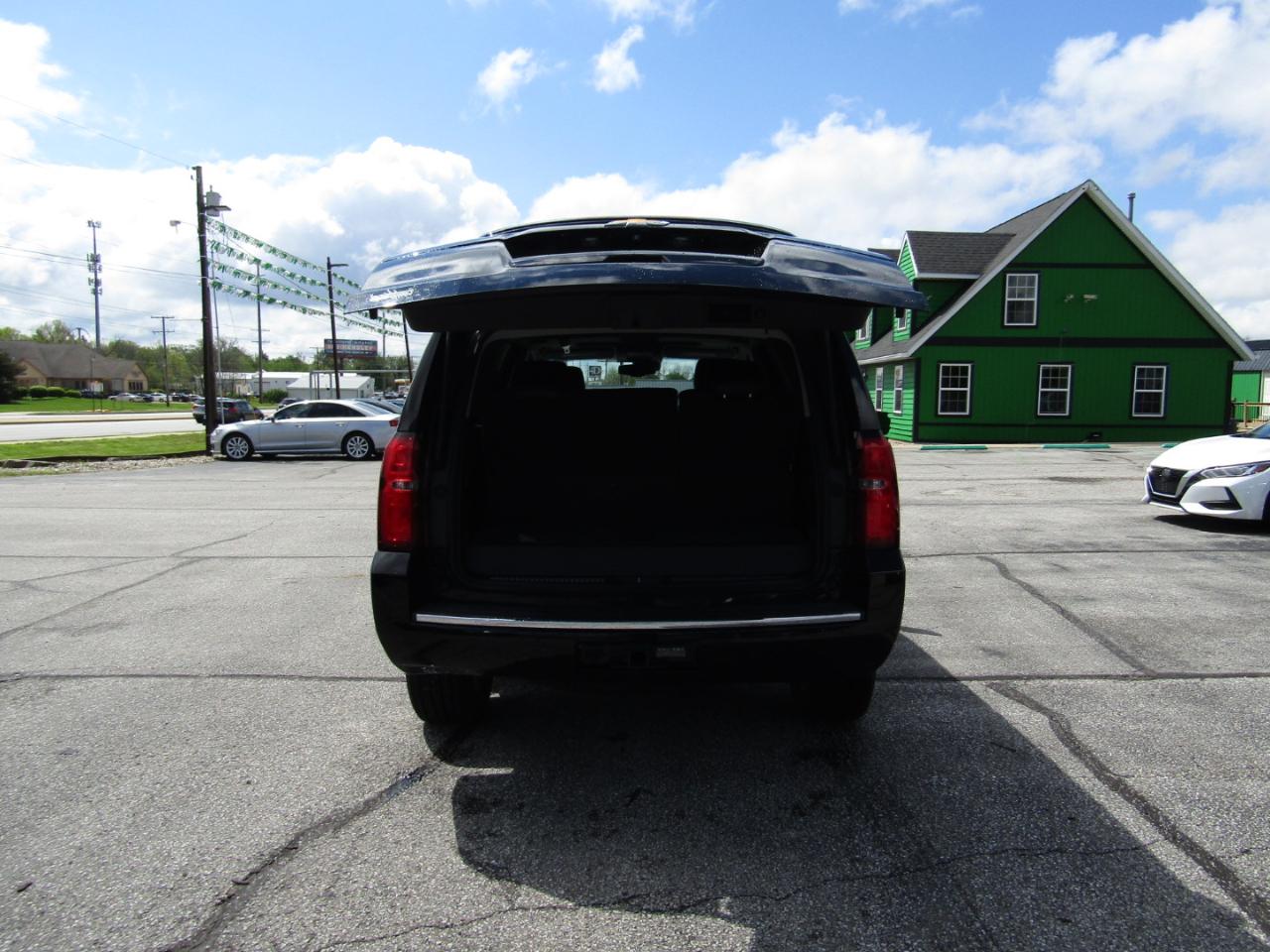 Chevrolet Tahoe  2015