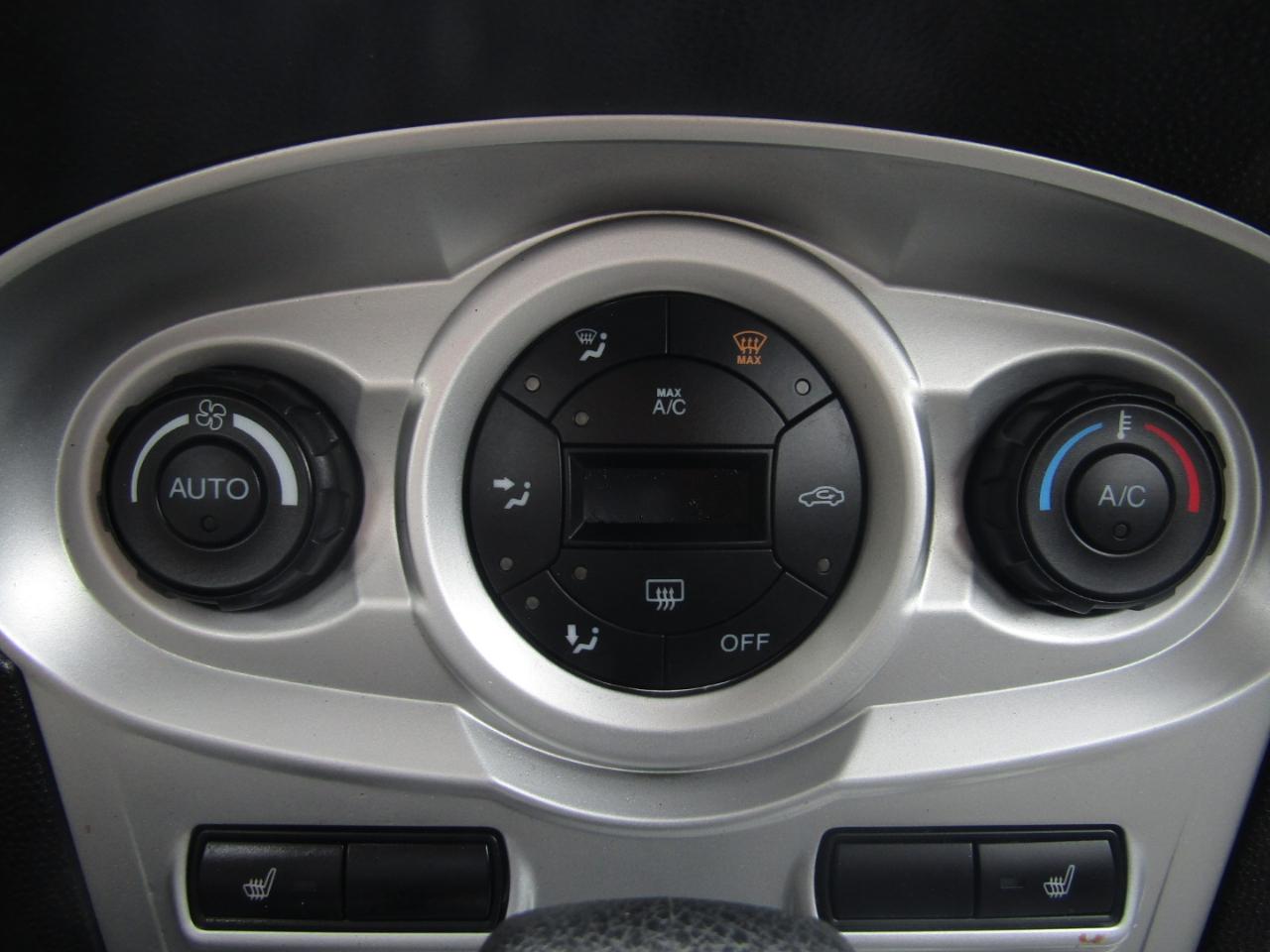 Ford Fiesta SE Hatchback 2019