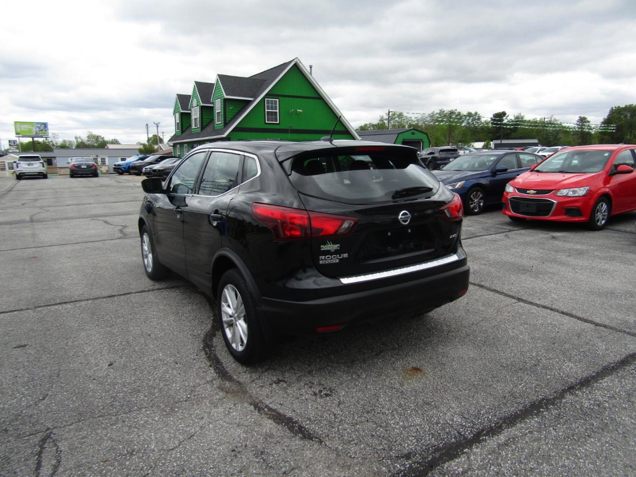 Nissan Rogue Sport S AWD 2018