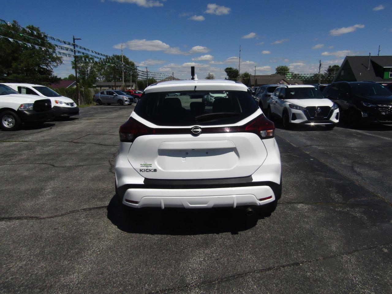 Nissan Kicks S 2024