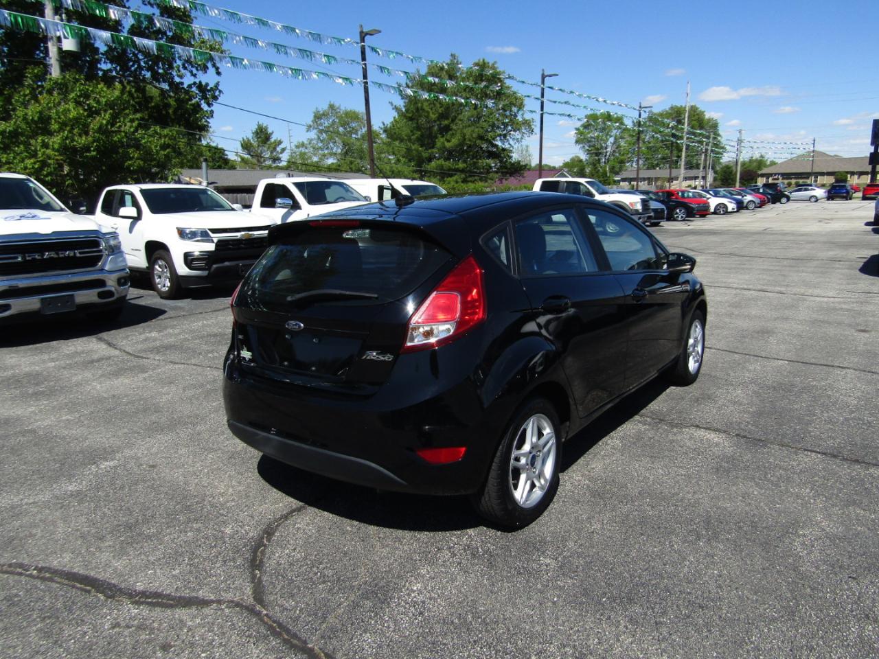 Ford Fiesta SE Hatchback 2017