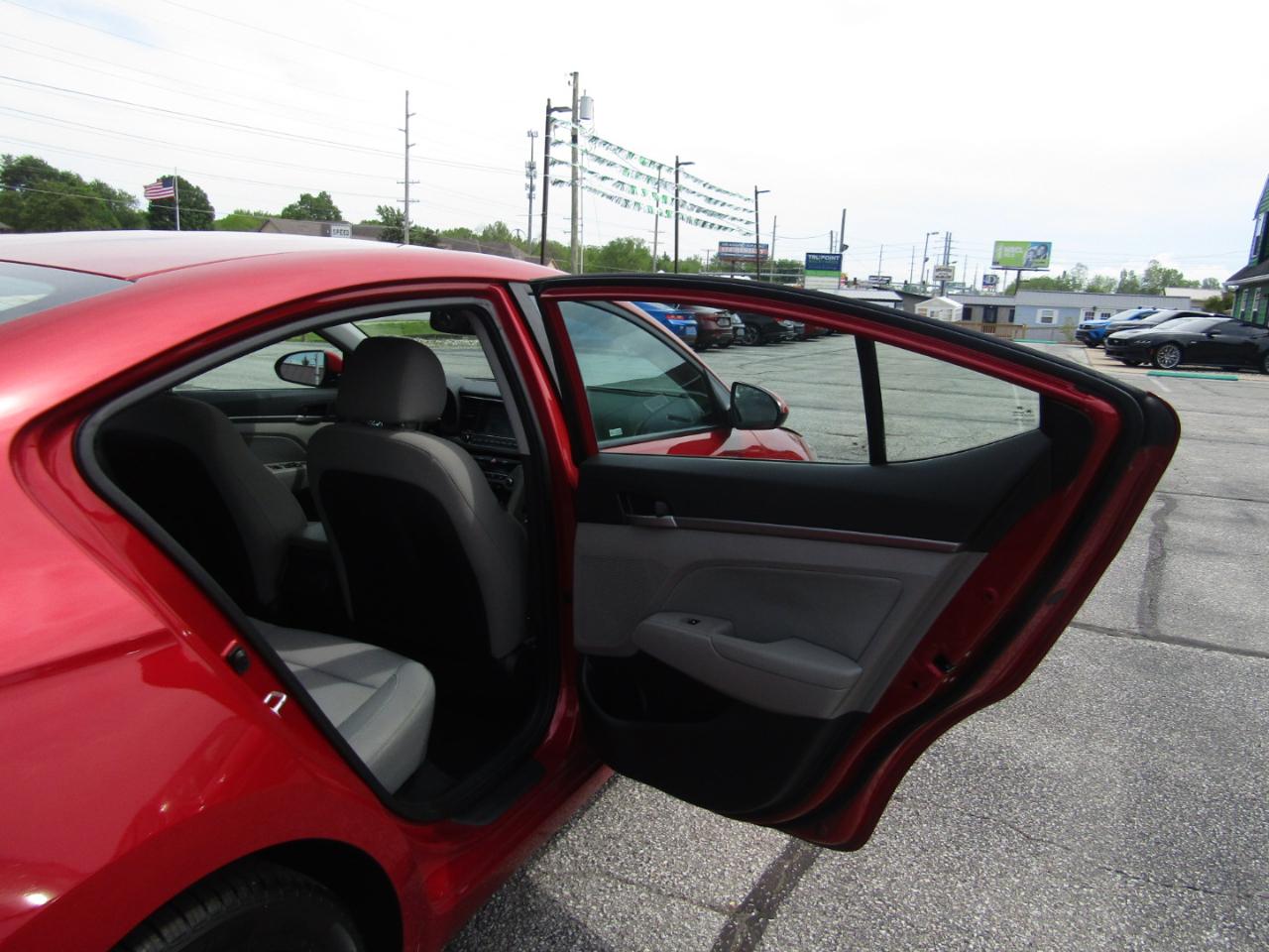 Hyundai Elantra Limited 2018