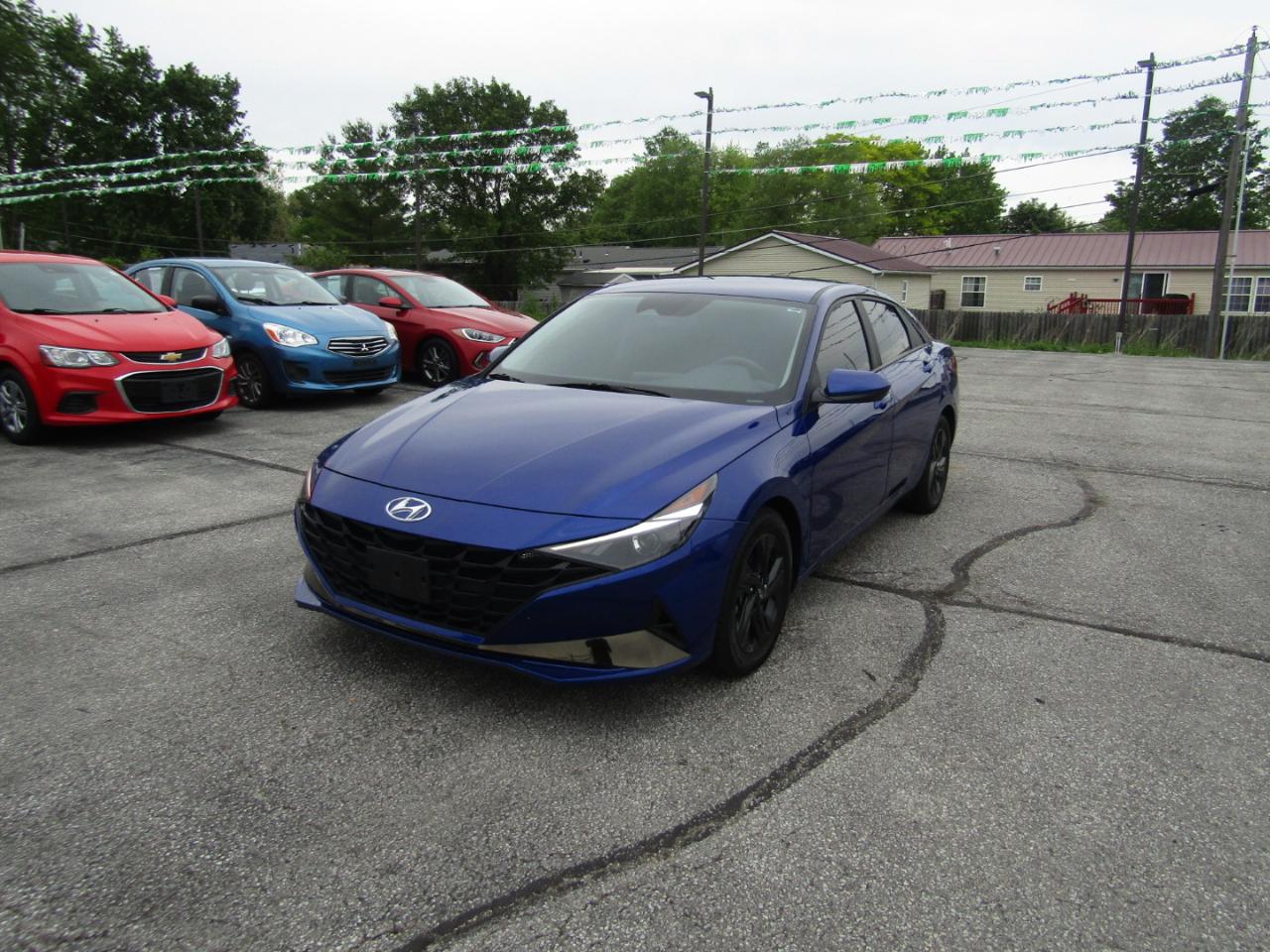 Hyundai Elantra SEL 2023