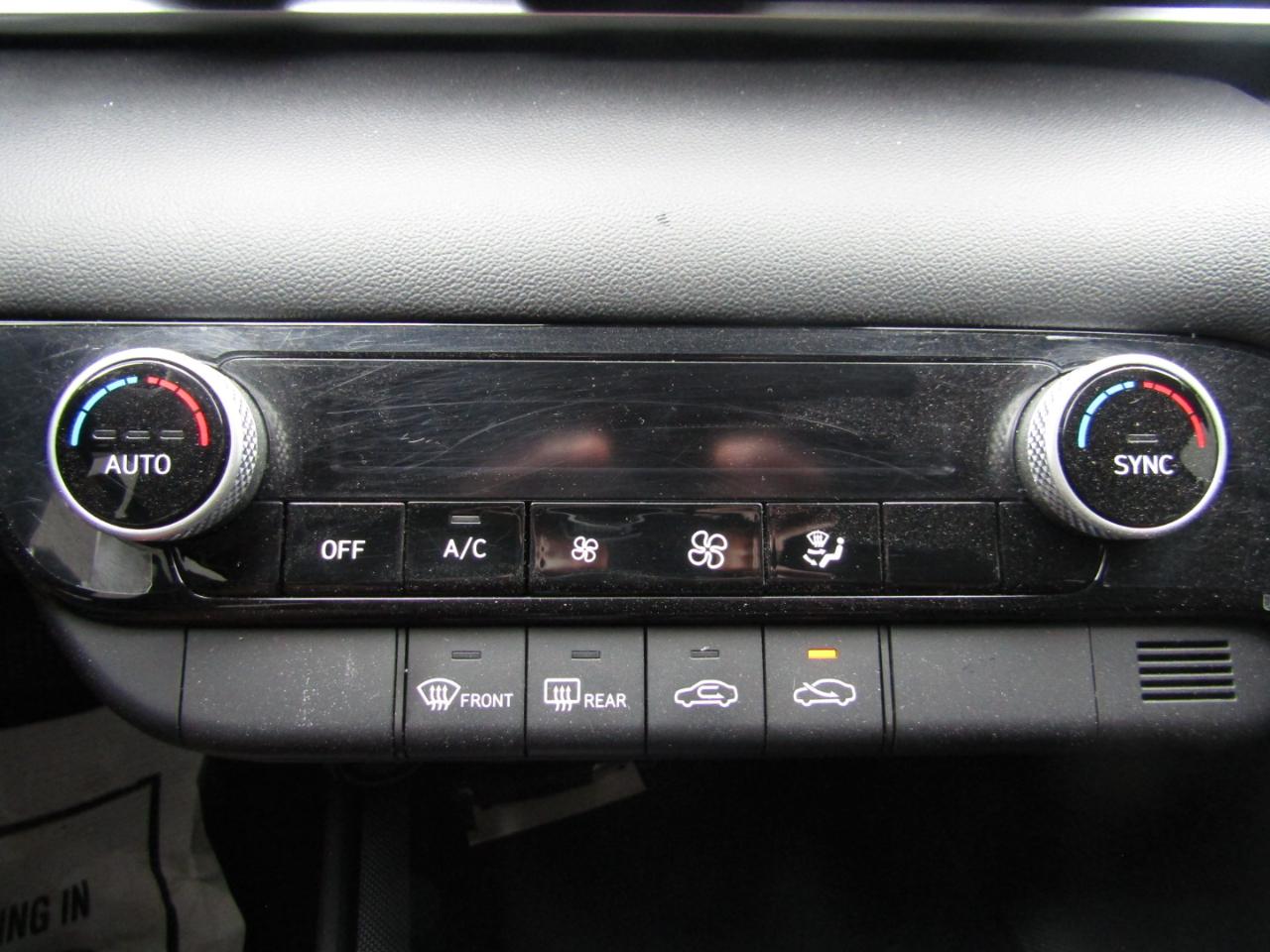 Hyundai Elantra SEL 2023