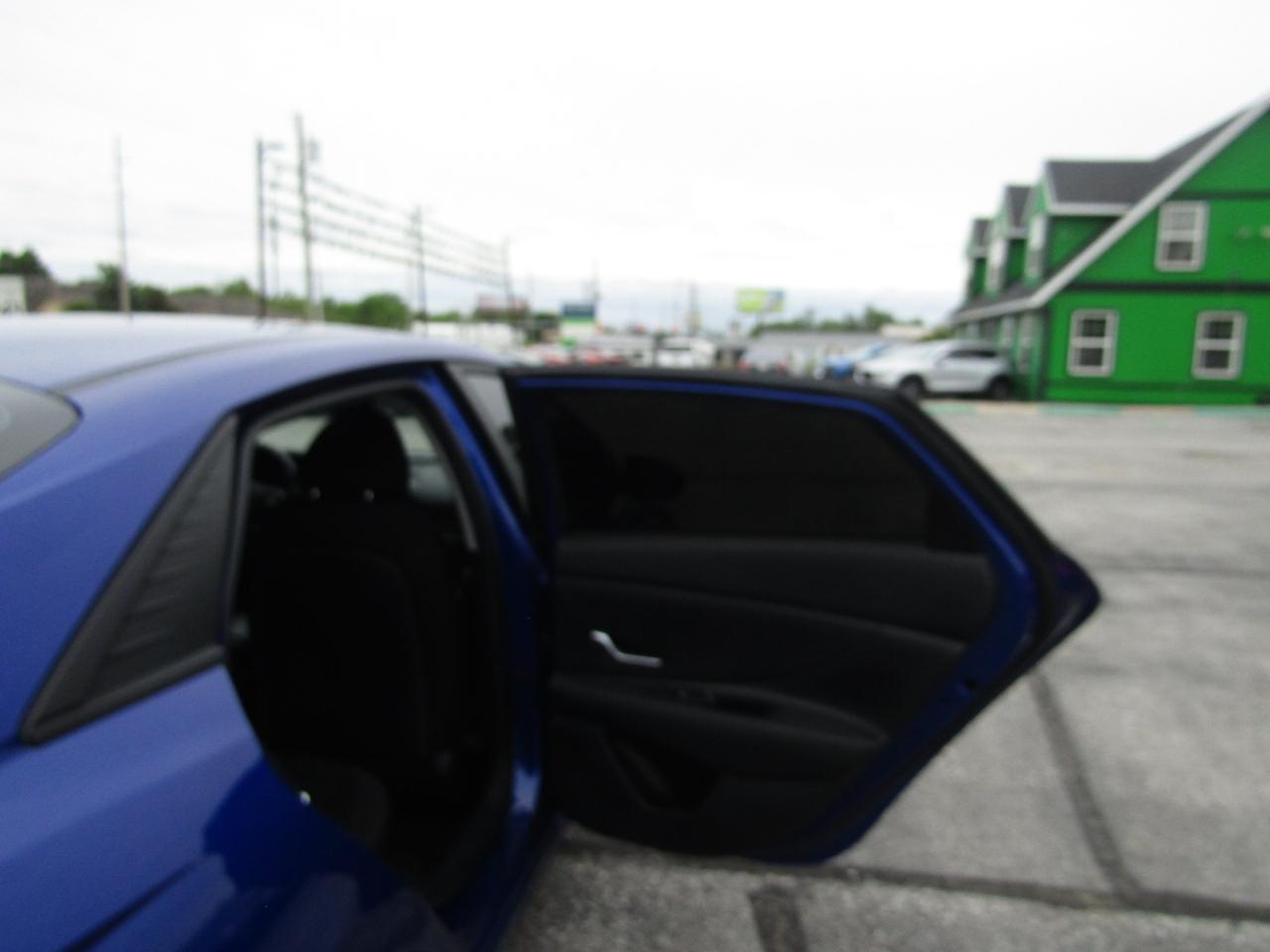 Hyundai Elantra SEL 2023
